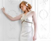 Top tips for glamorous plus size brides
